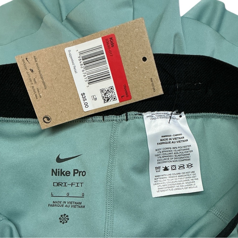 NWT**Nike Pro Girl’s Teal Shorts L - Picture 4 of 6